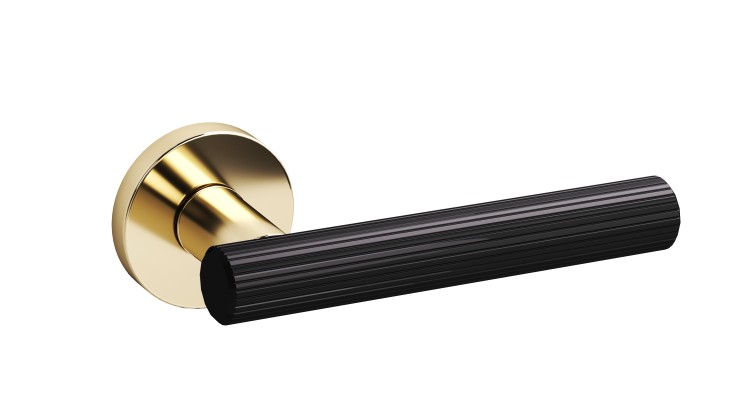 Avanti czarny-mosiądz T-1971-126.A10-TL77.jpg